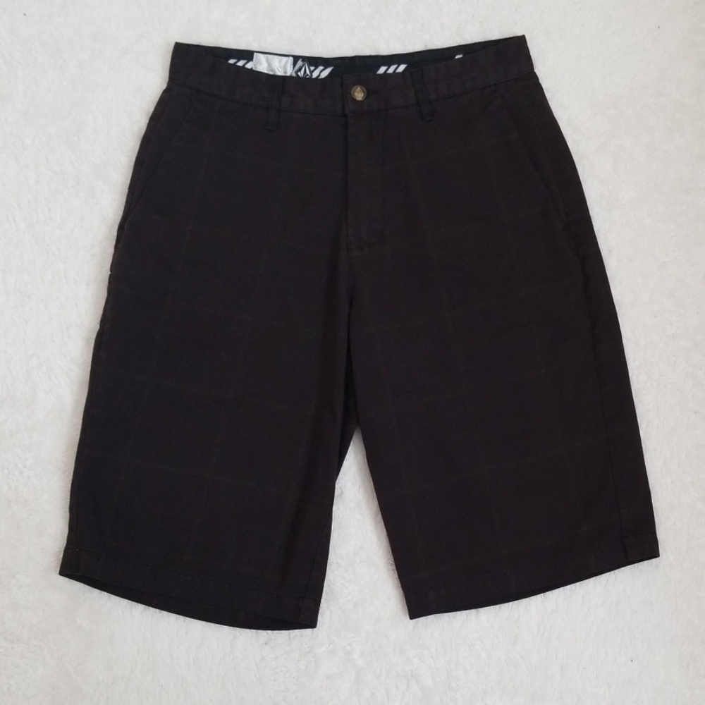 Volcom shorts